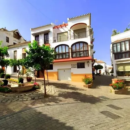 Marbella. Plages Et Golfs. Licencia 2020-e-rc-790 *